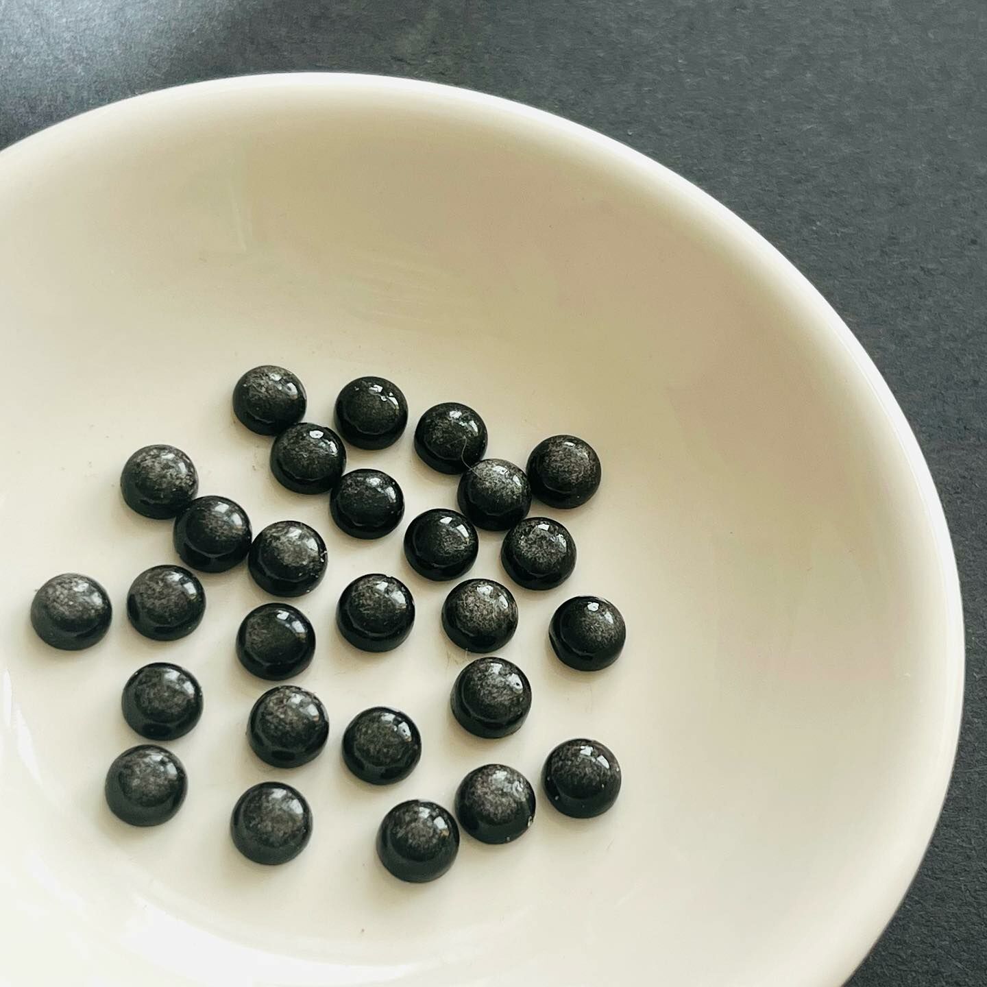 [原石] 銀曜石 水晶裸石