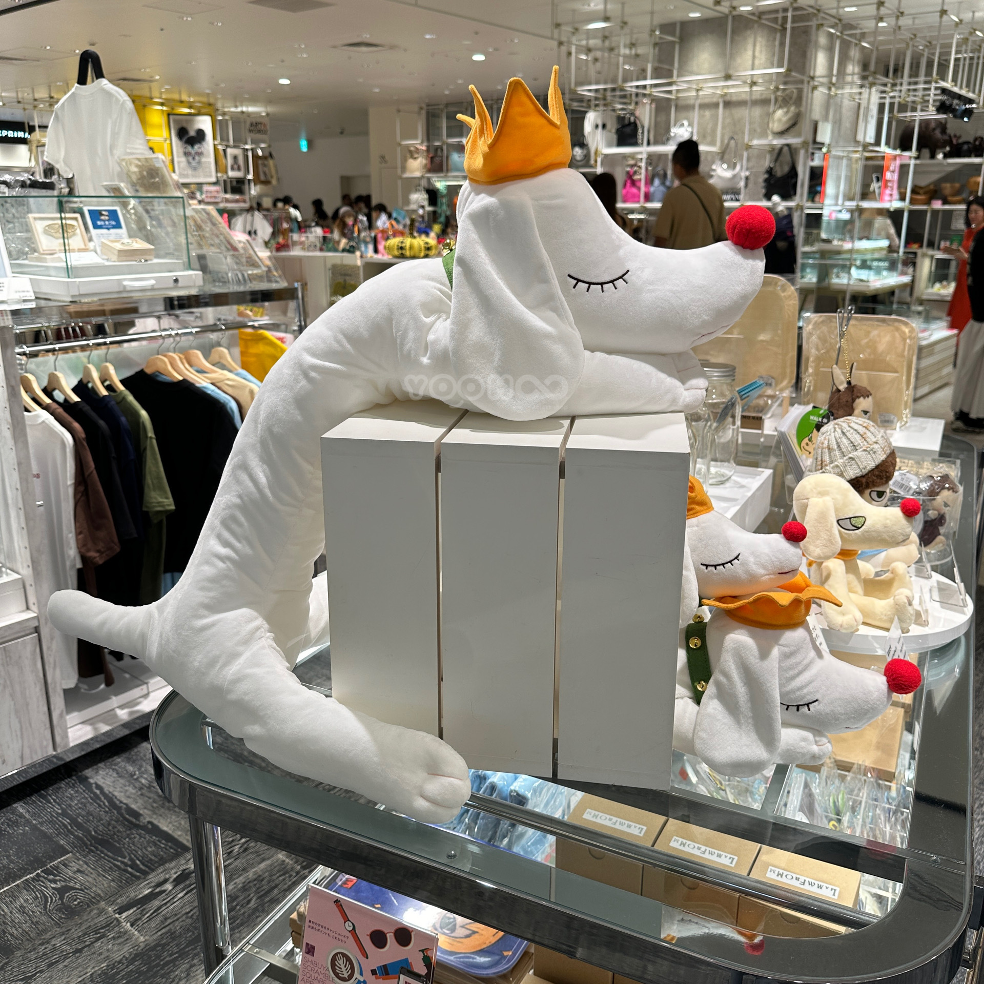 現貨┃奈良美智 皇冠狗 毛帽 娃娃