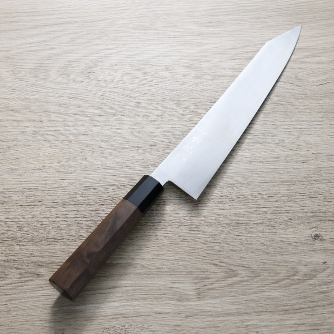 初心 隼 切付牛刀 240mm 銀三鋼