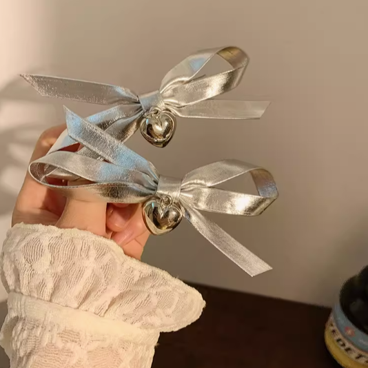 [4 FOR RM10] Silver Heart Ribbon Leather Hair Clip