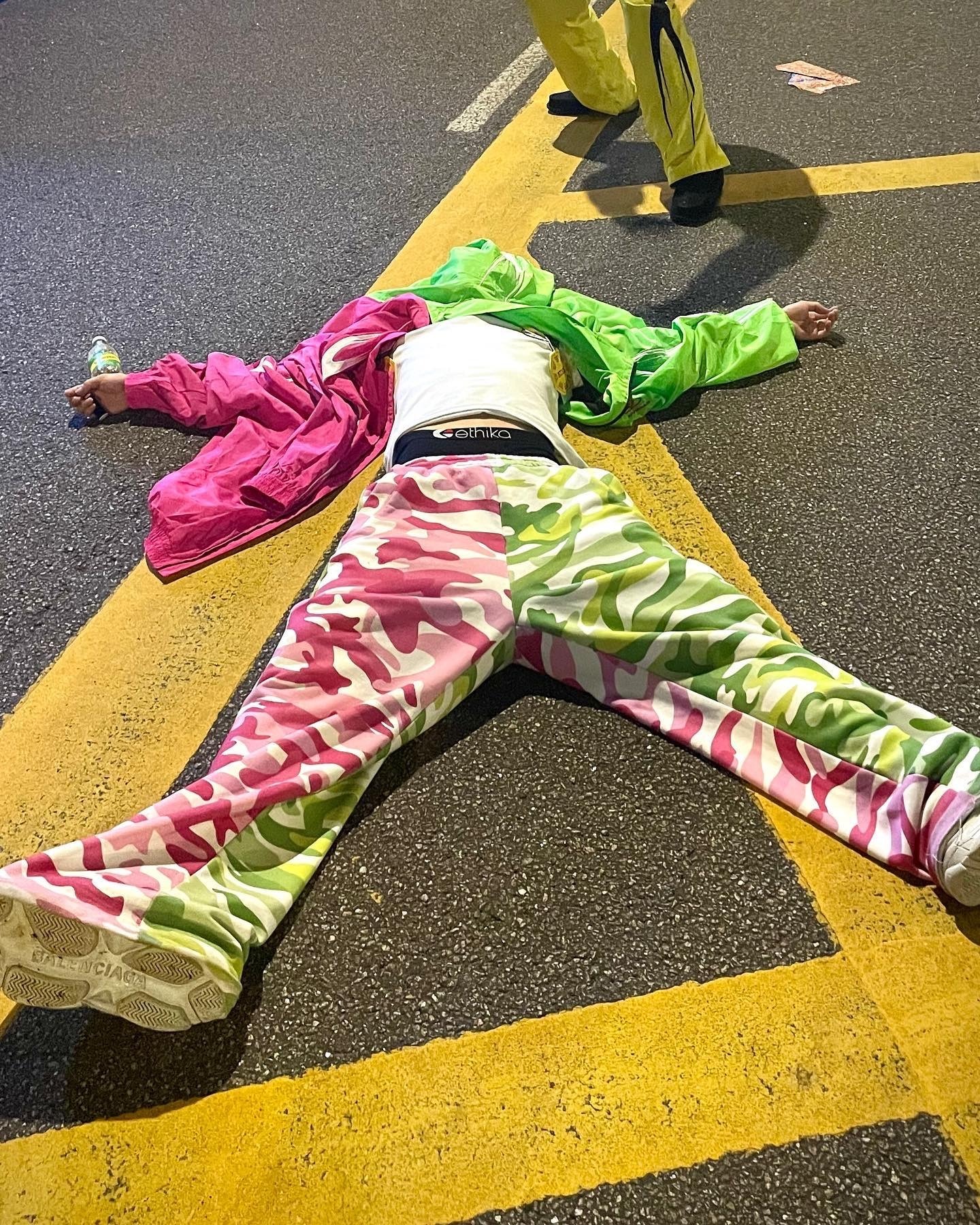 Aone4sure 螢光迷彩 拼接長褲