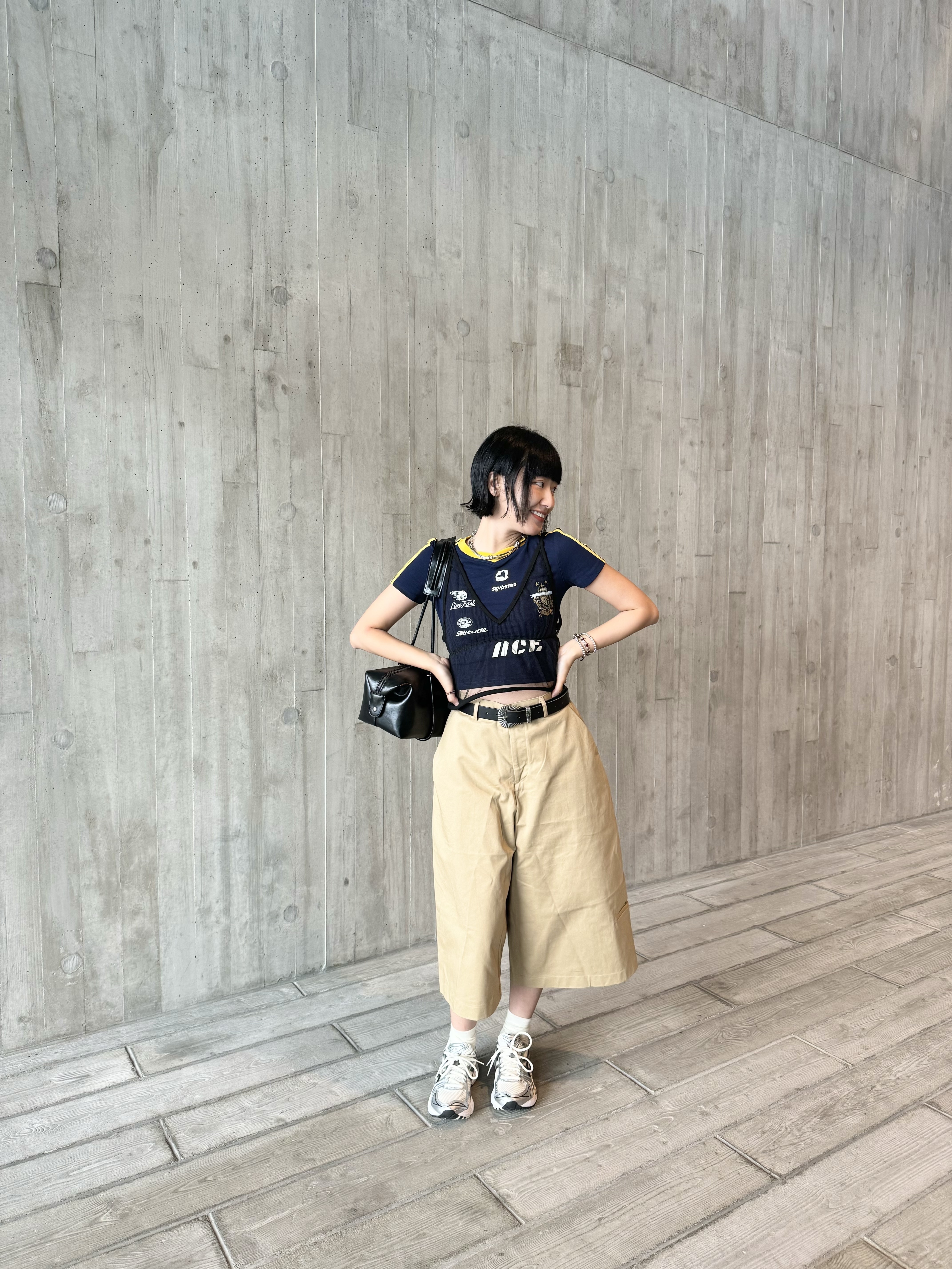 must hv 自肥短球衣