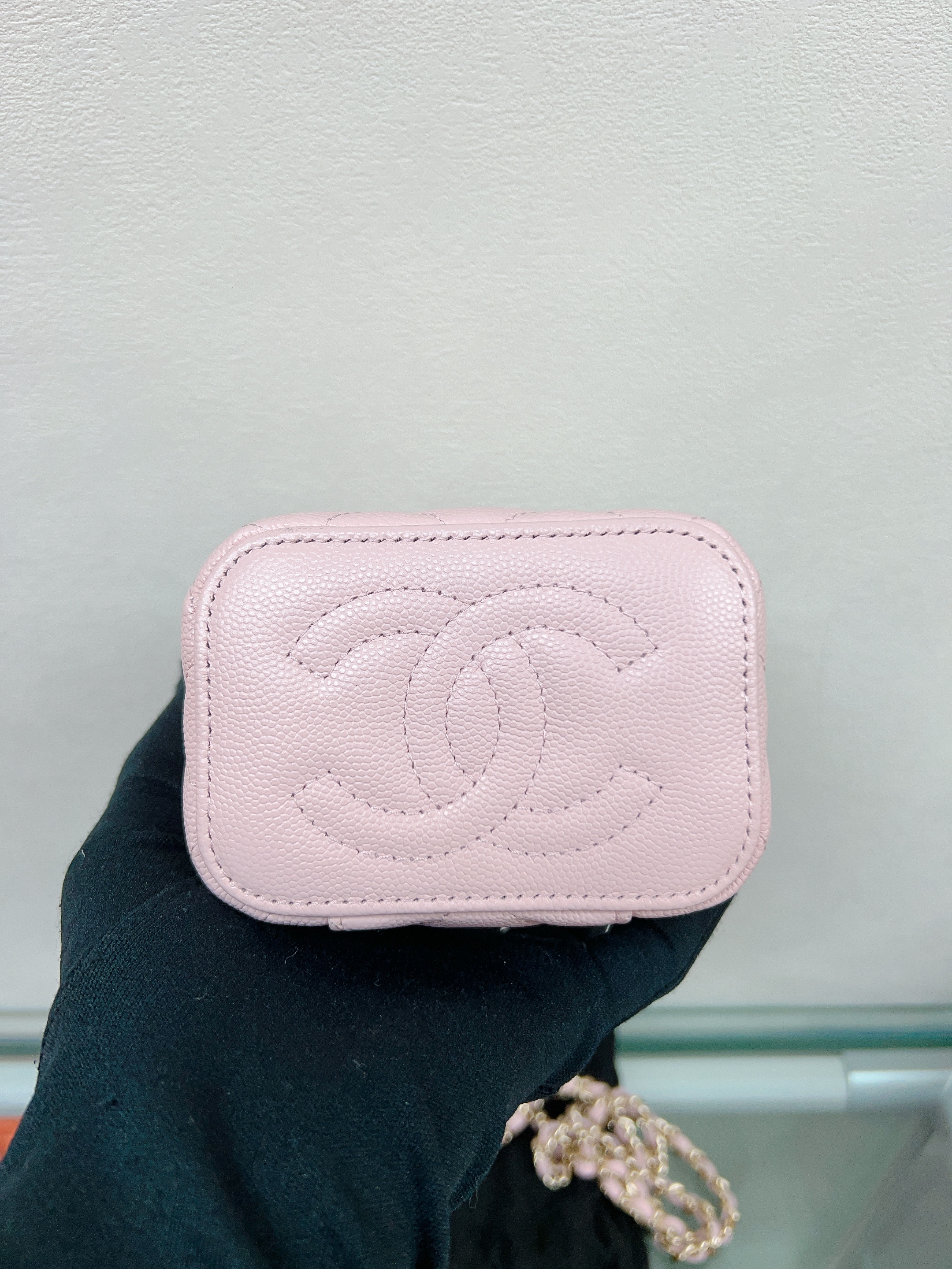 Chanel mini vanity (pink caviar)
