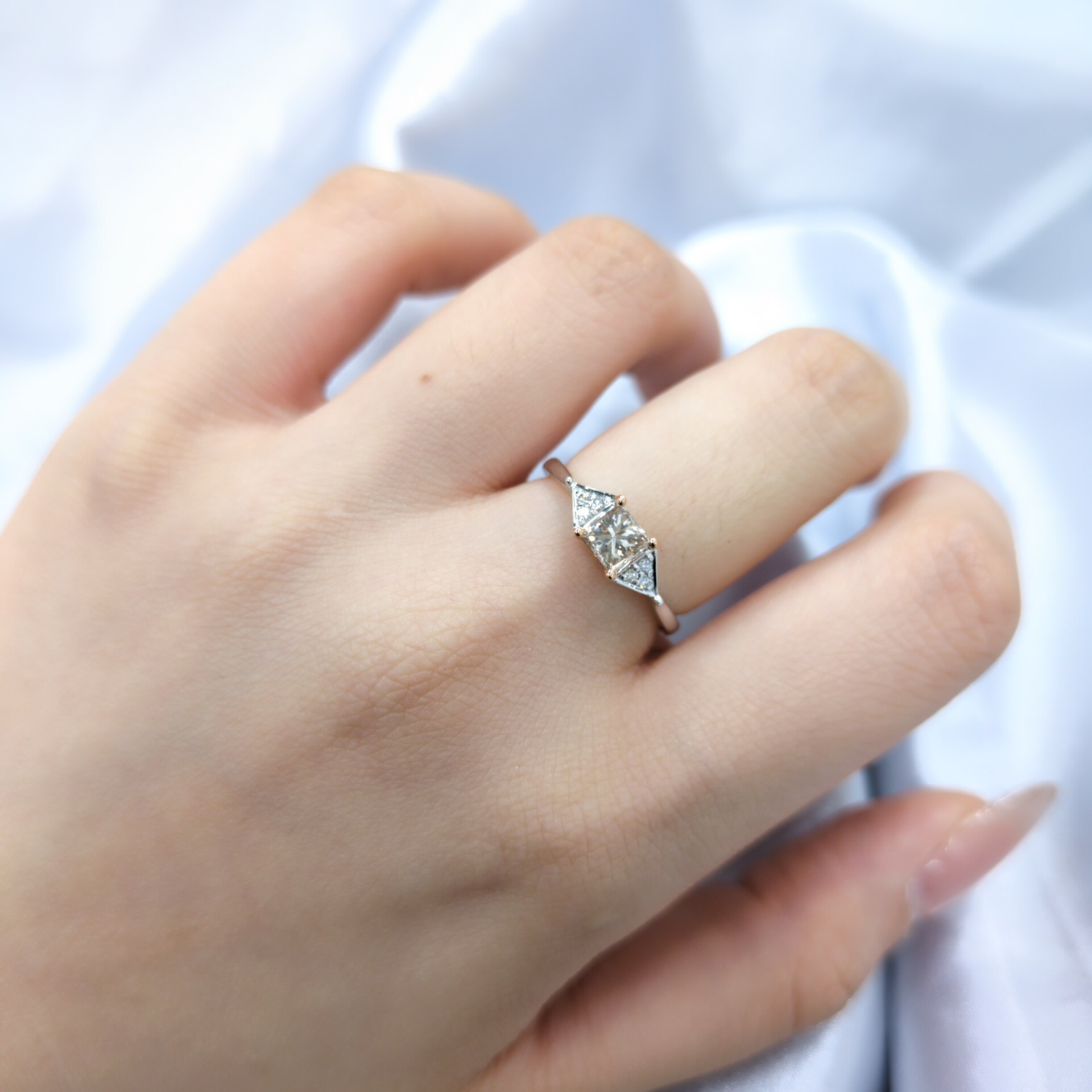 18K Gold 0.46ct Fancy Champagne Diamond Ring