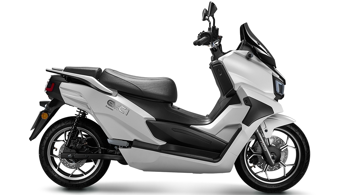 宏佳騰智慧電車 - EV-C1 | 跑旅 | 皮帶 | 雙電池 | gogoro