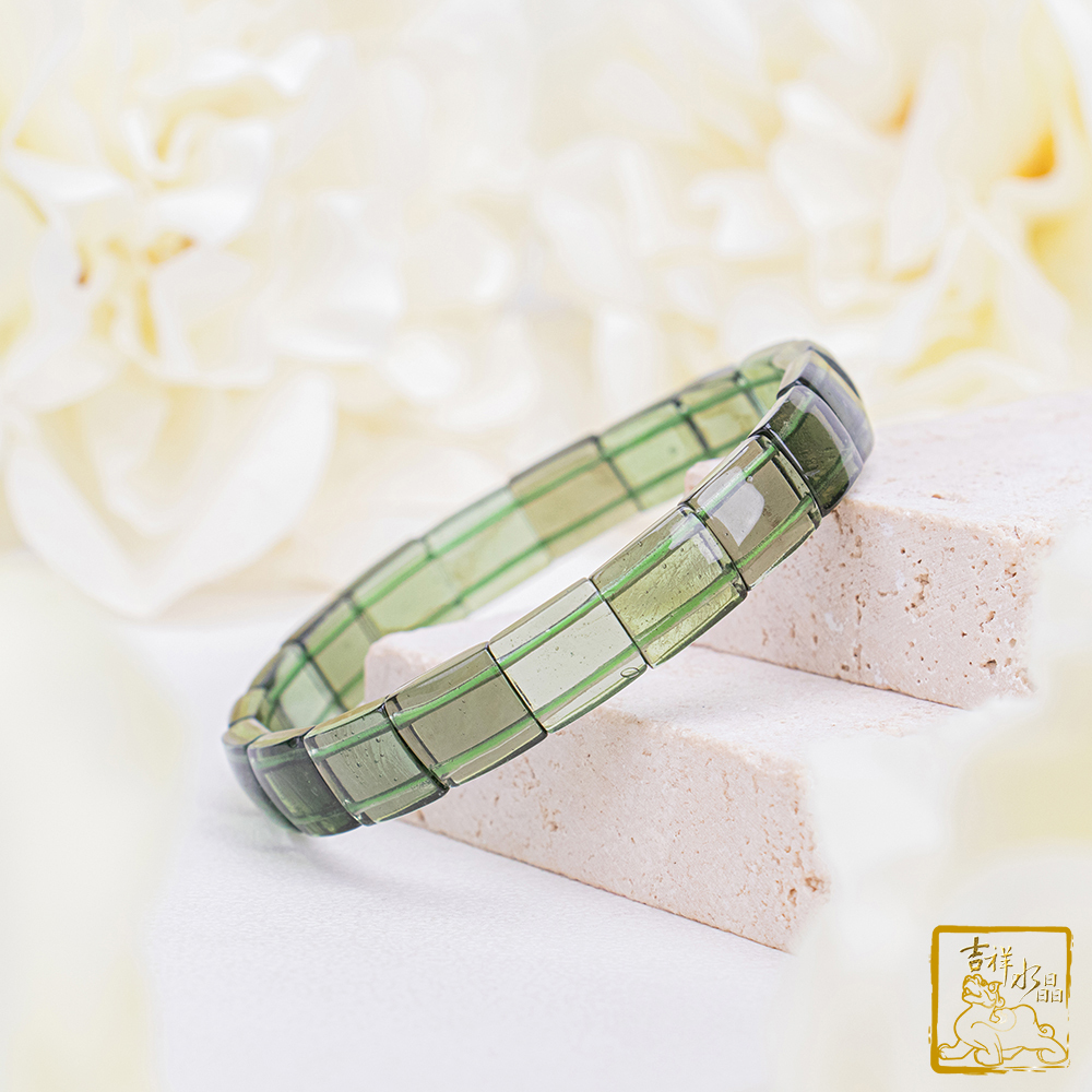 Moldavite bracelet 9.1mm (Enhanced energy)