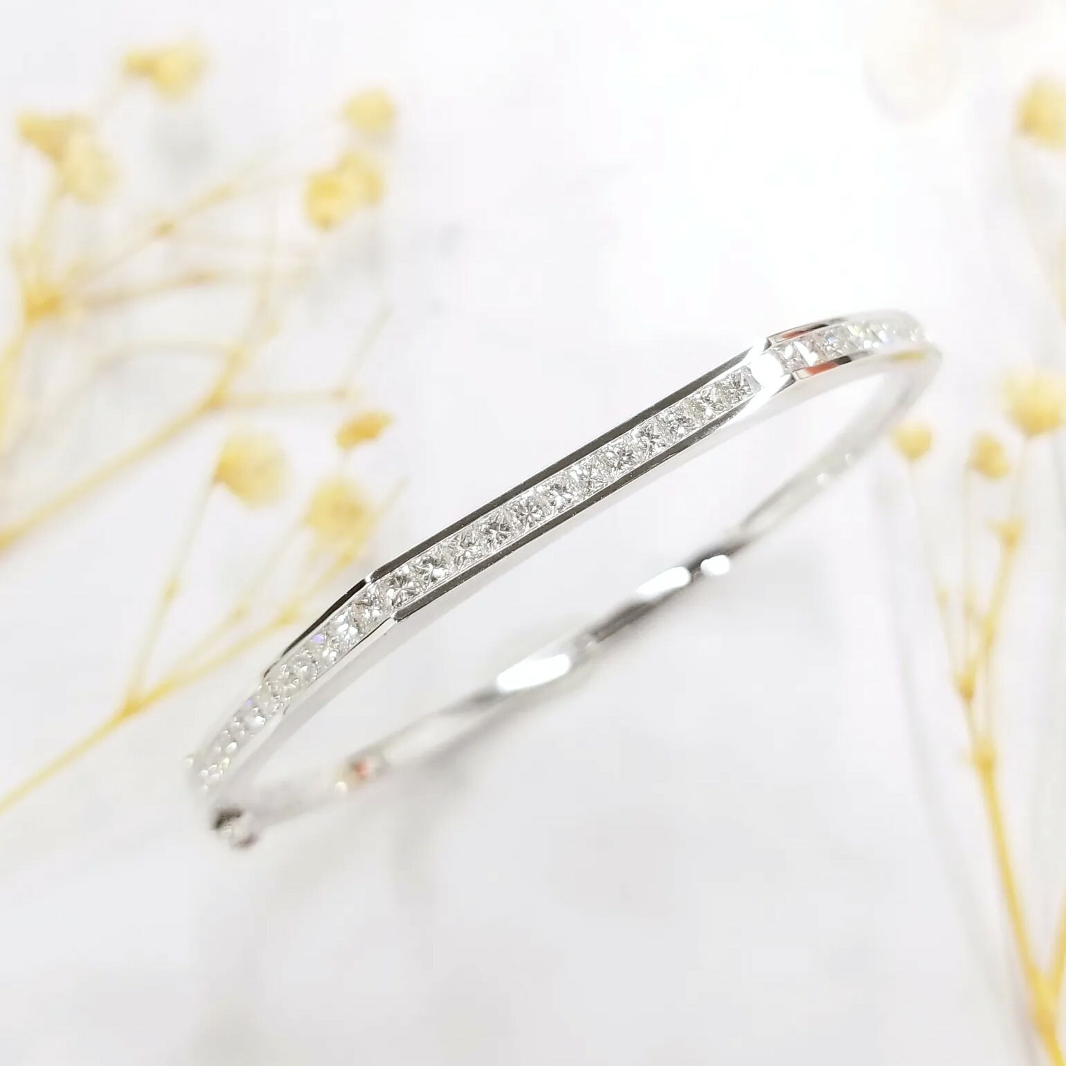 全新18K白金1卡45份鑽石手鈪