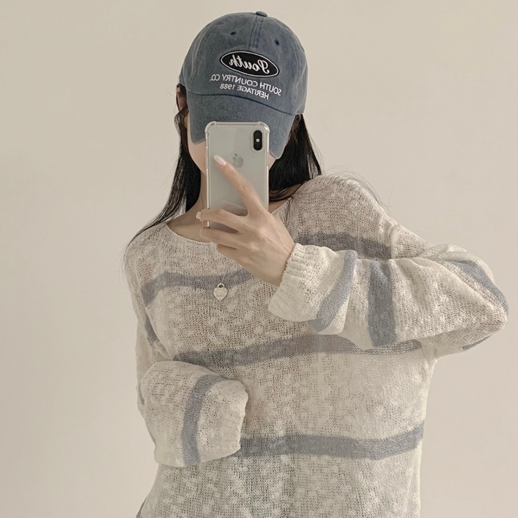 【優惠現貨】韓國粒粒雪花間條鬆身針織上衣（4色）