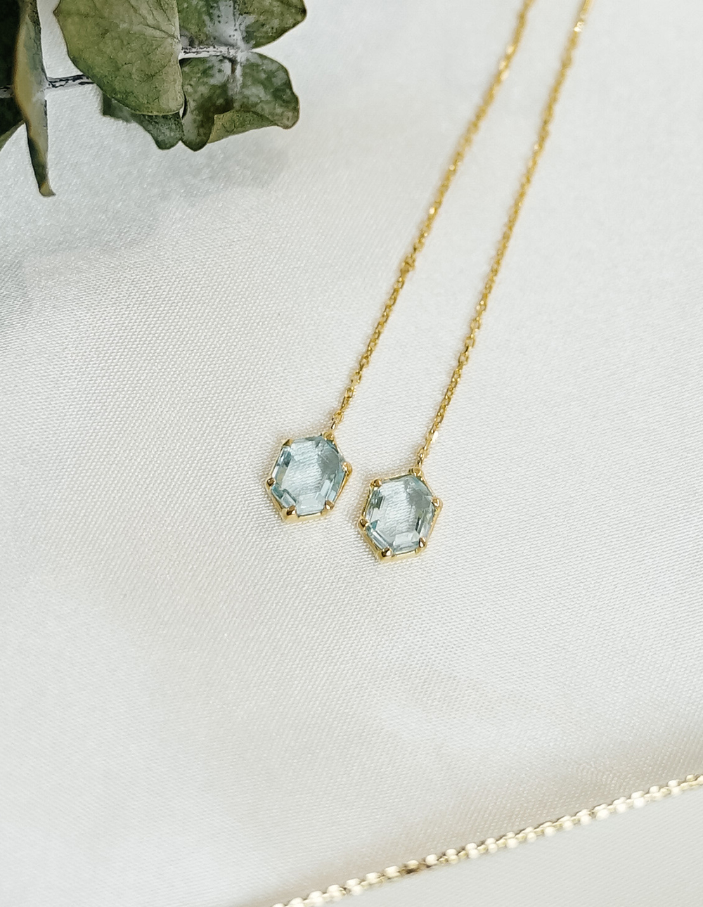 925 純銀六角天然石耳線✦藍✧拓帕石