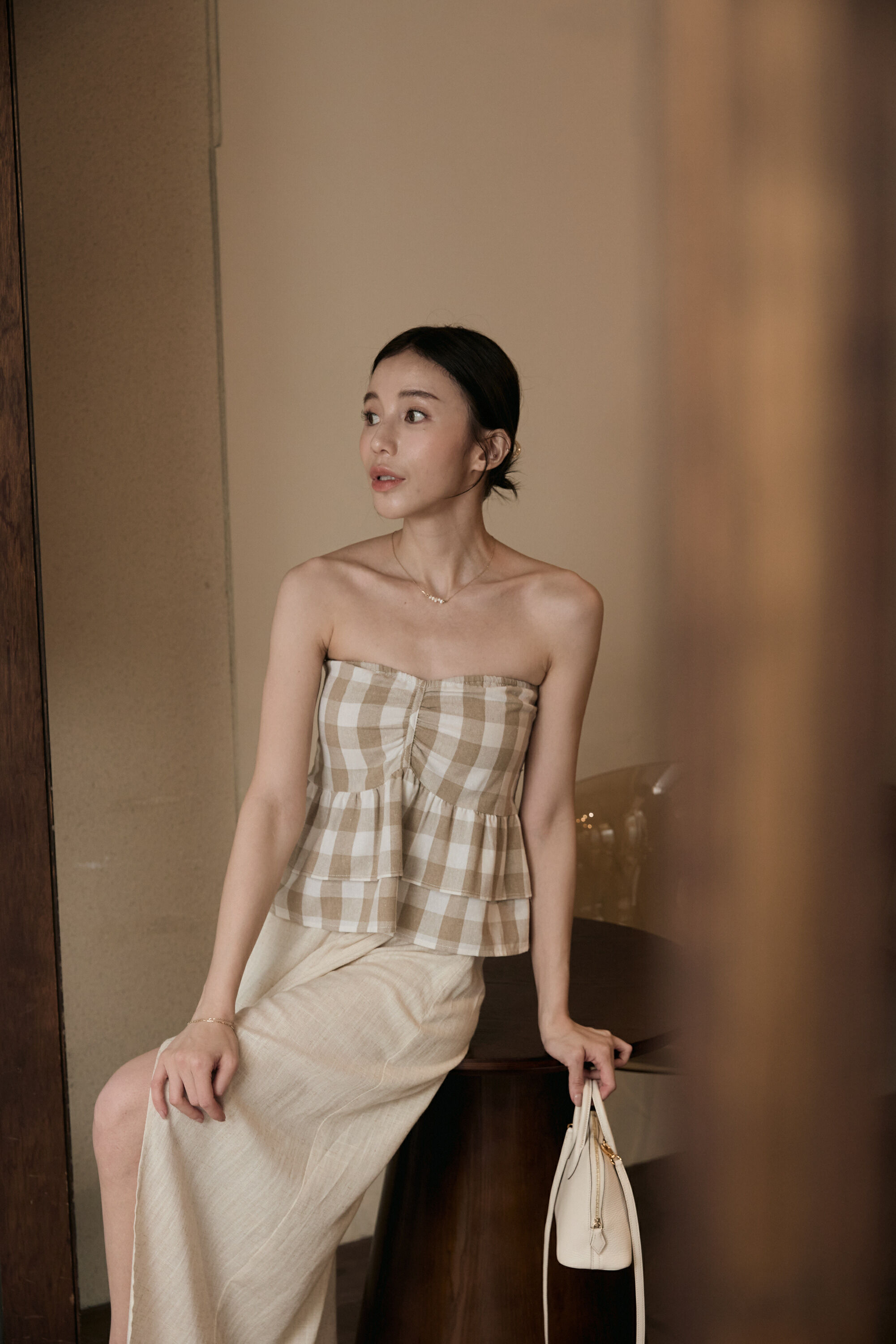 格紋棉麻平口上衣