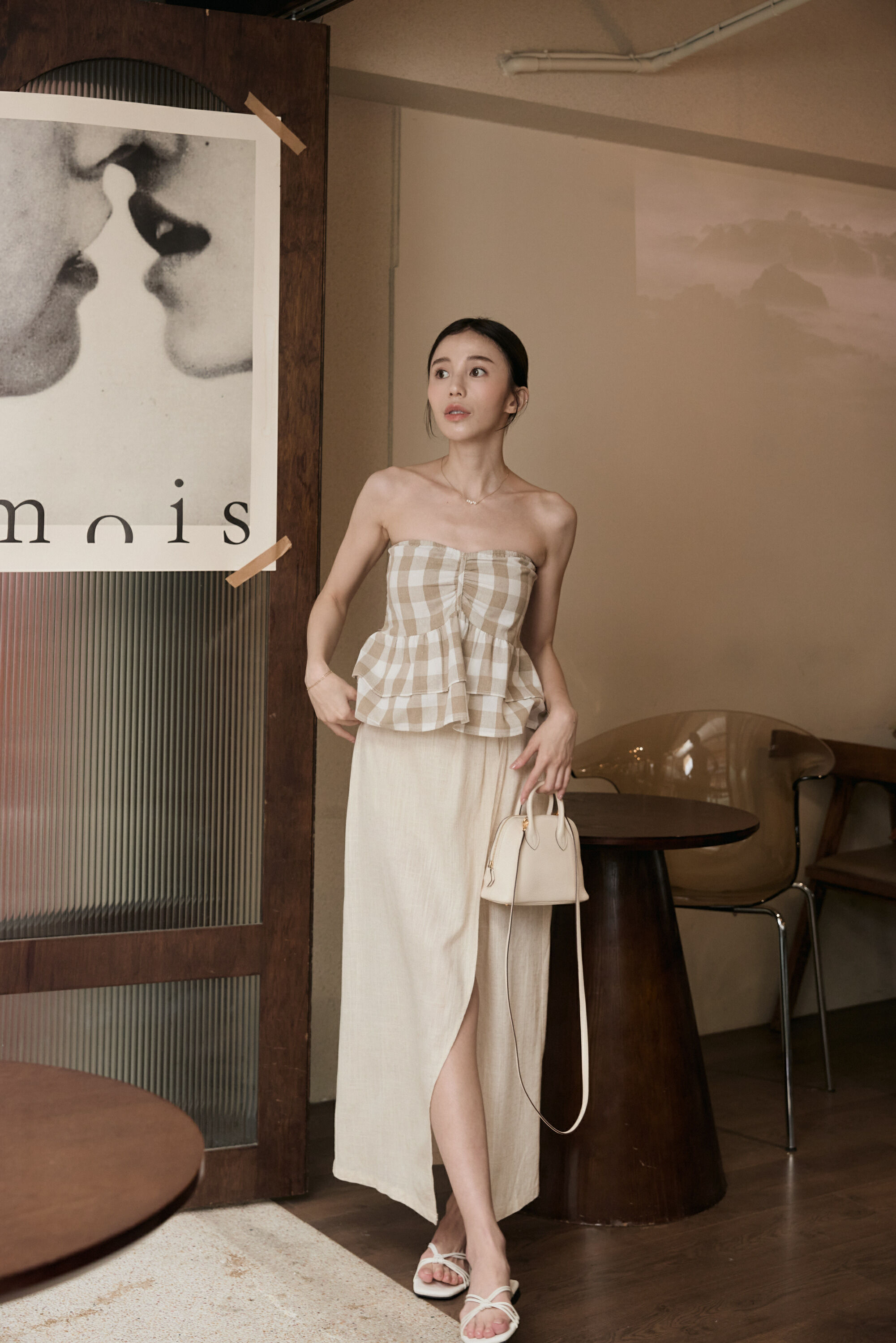 格紋棉麻平口上衣