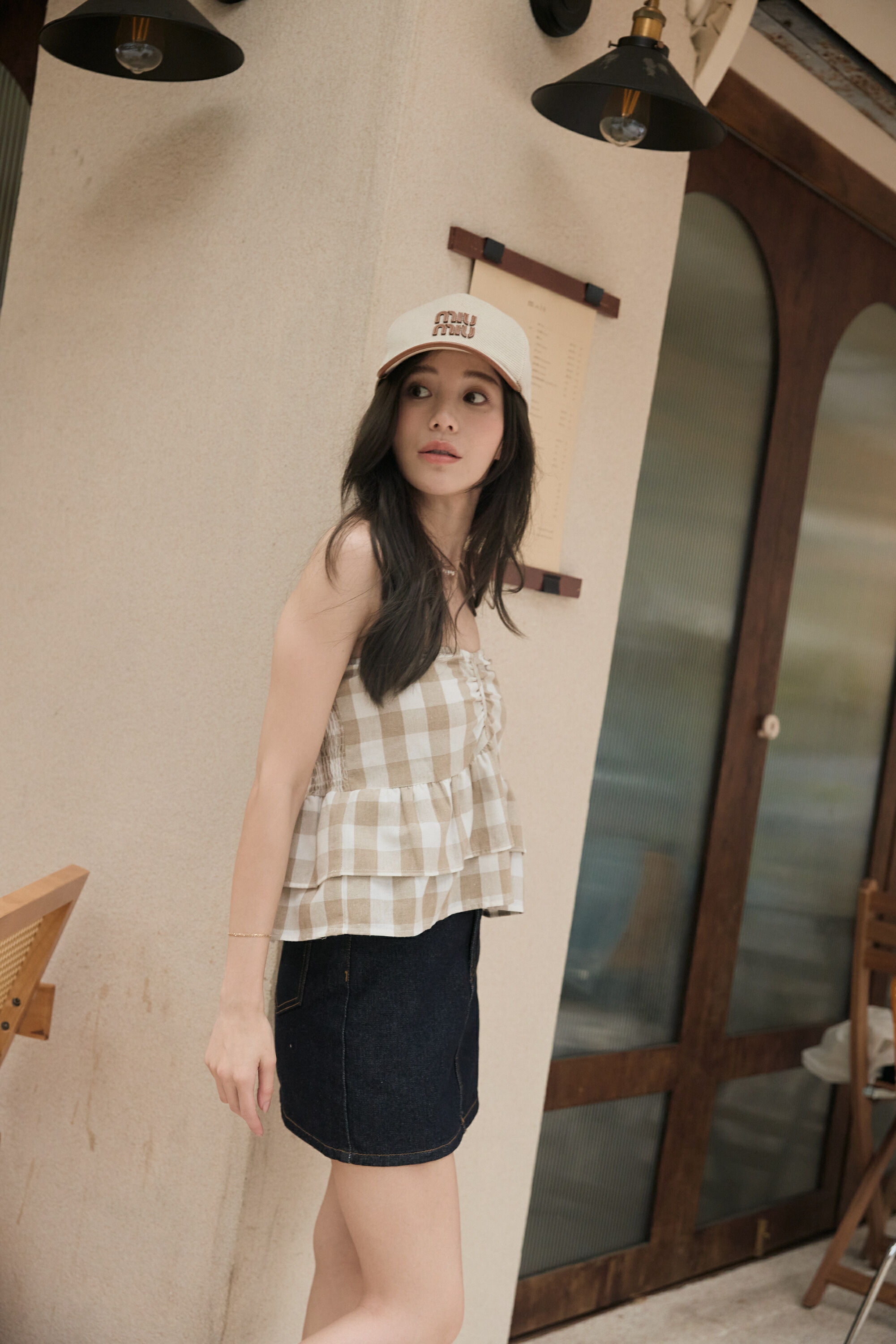 格紋棉麻平口上衣