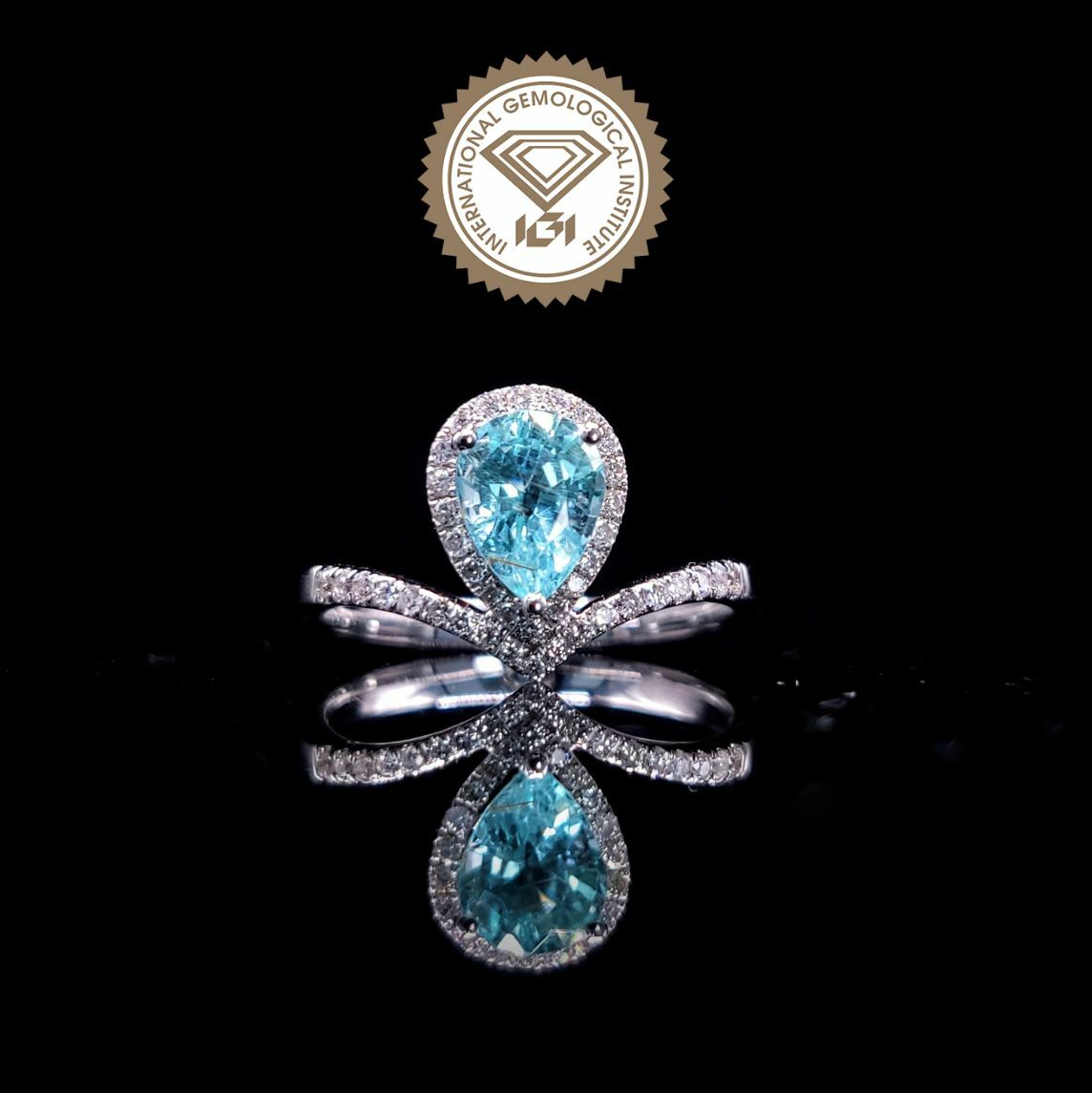 18K White Gold 0.80ct Paraiba and Diamond Ring