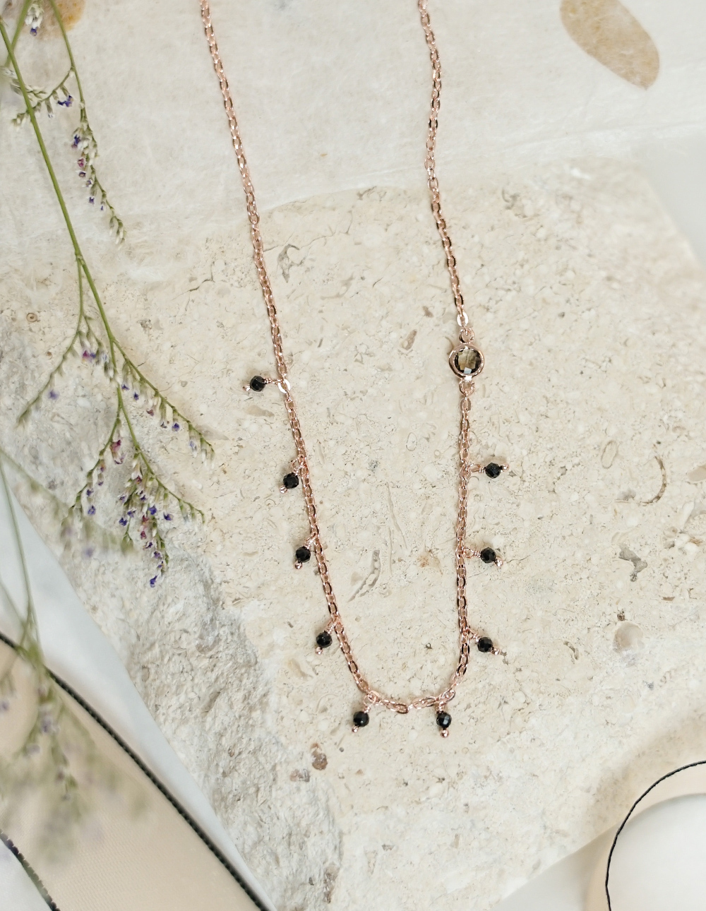 925 純銀迷你Disco天然石小圓框項鍊✦黑