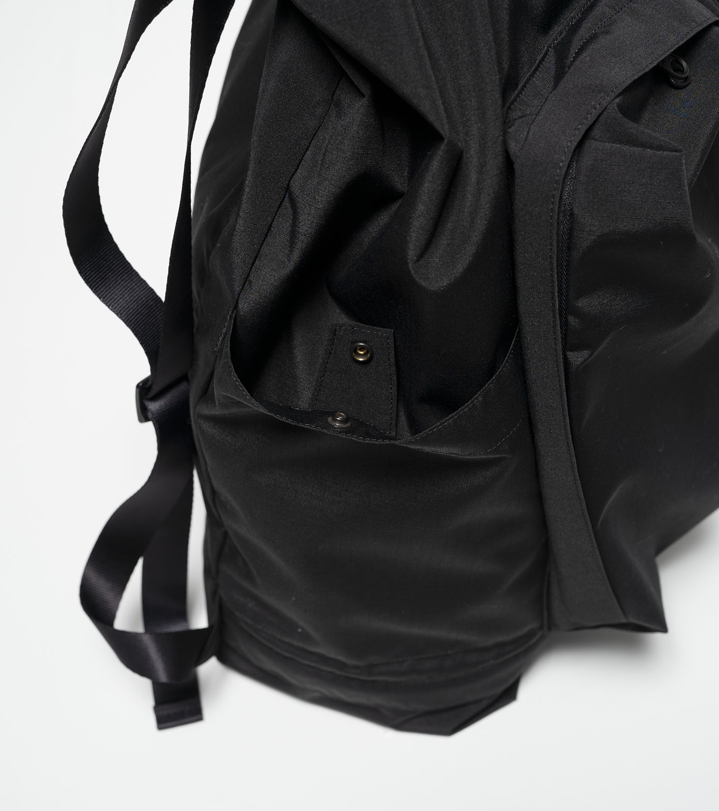 日本 TNF 紫標 Mountain Wind Backpack 雙口袋後背包