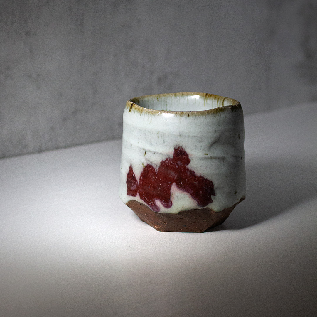 古釉紅妝銅礦主人杯