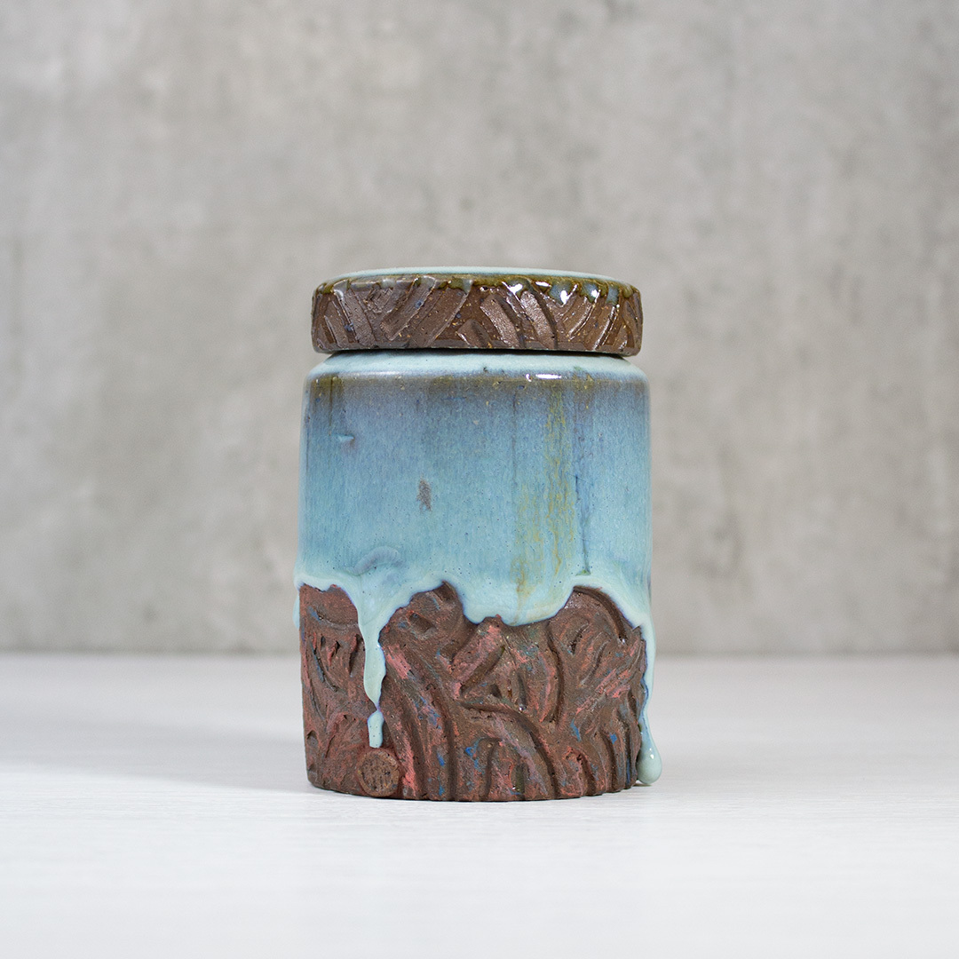 汝窯雕紋銅紅茶葉罐