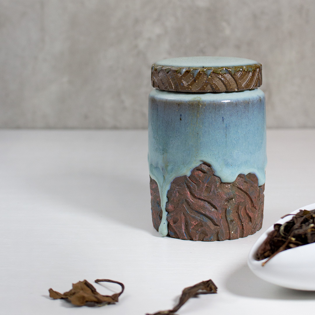 汝窯雕紋銅紅茶葉罐