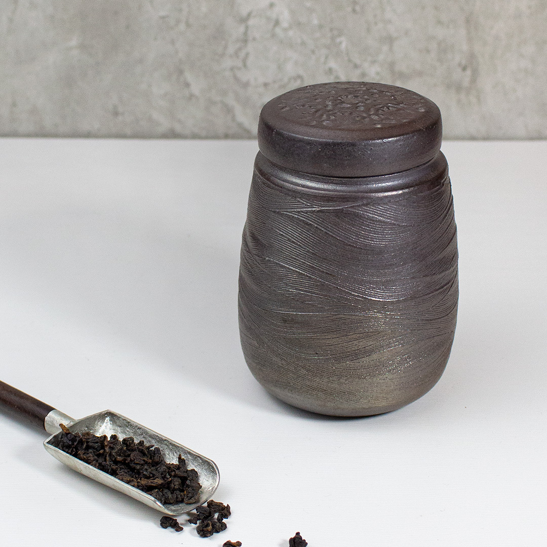 落花千絲銅韻茶葉罐