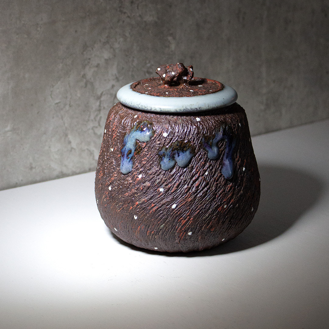 磚紅星點創作茶葉罐