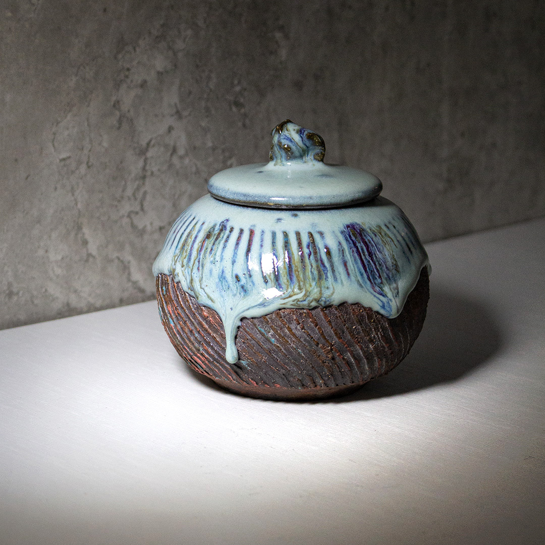 青韻曲紋創作茶葉罐