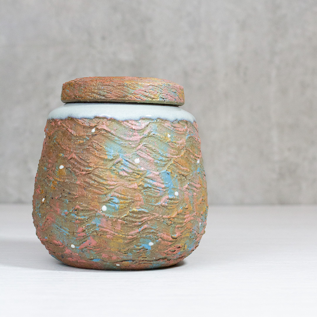 彩紋汝窯磚紅茶葉罐