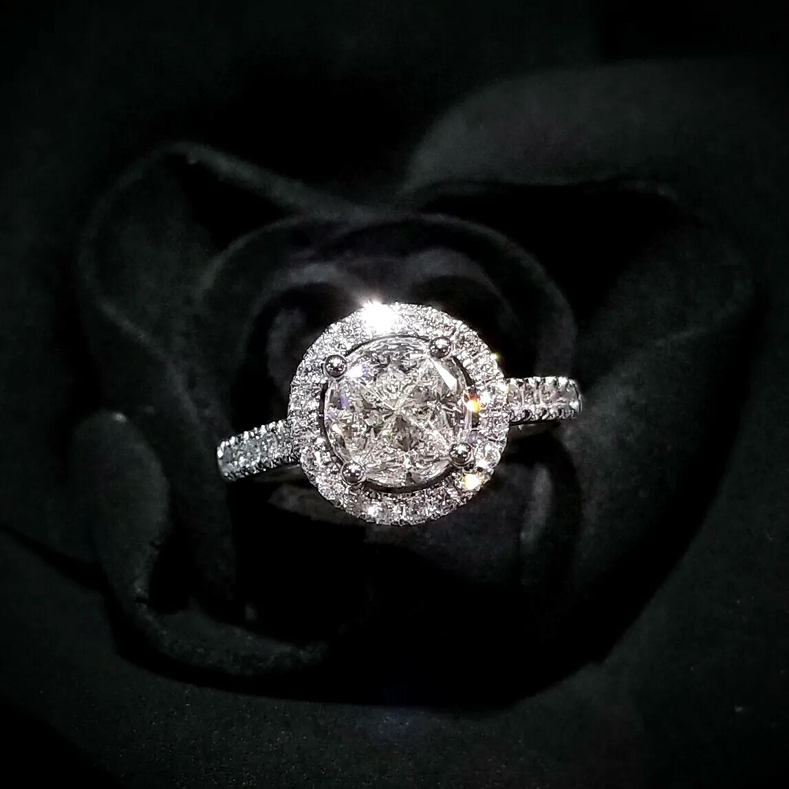 18K White Gold 1.22ct Diamond Ring