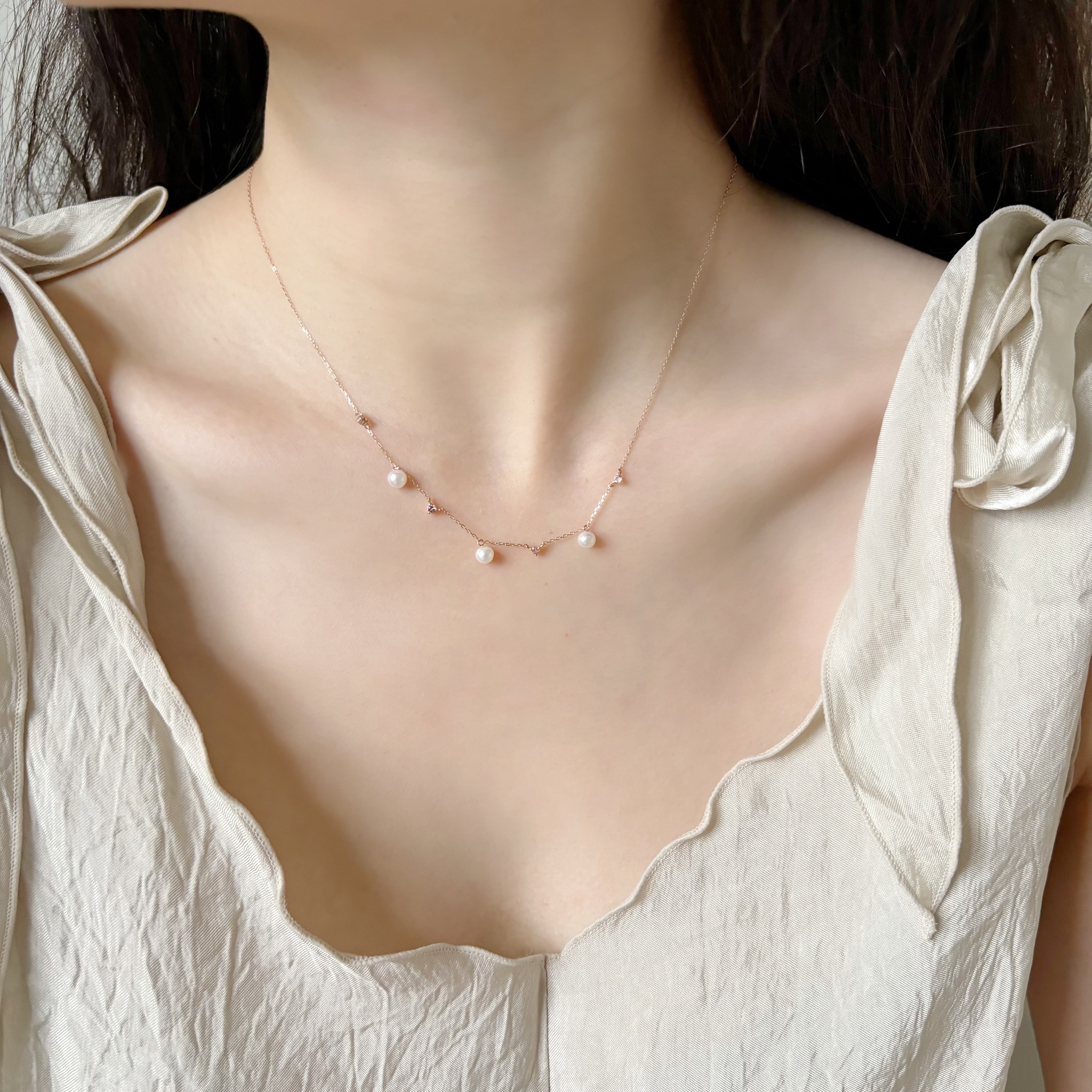 14K Dancing珍珠粉碧璽鎖骨鏈