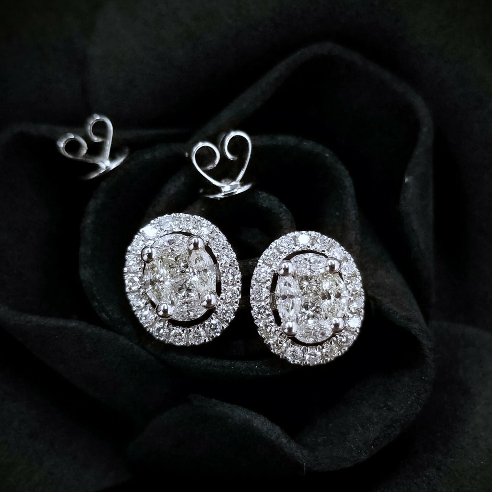 18K White Gold 0.87ct Diamond Earrings