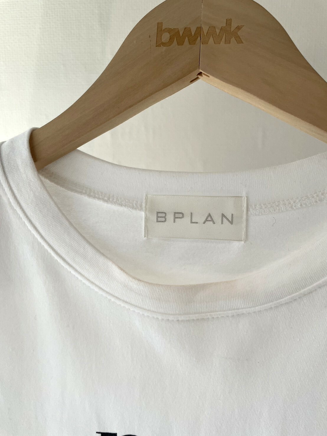 【瑕疵】簡約法文寬鬆短踢-白