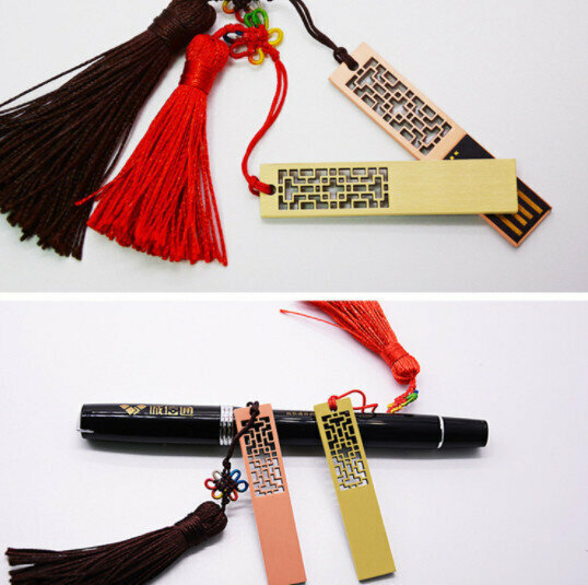 [2 pieces of 16GB] Chinese wind window flower U disk [contact customer service to confirm the color after placing an order]