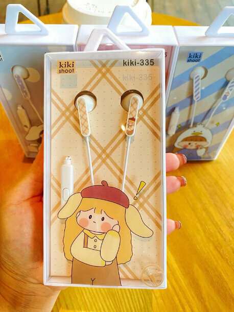 In-ear boxed cartoon headphones for Android round hole mobile phone wired headphones (khaki)