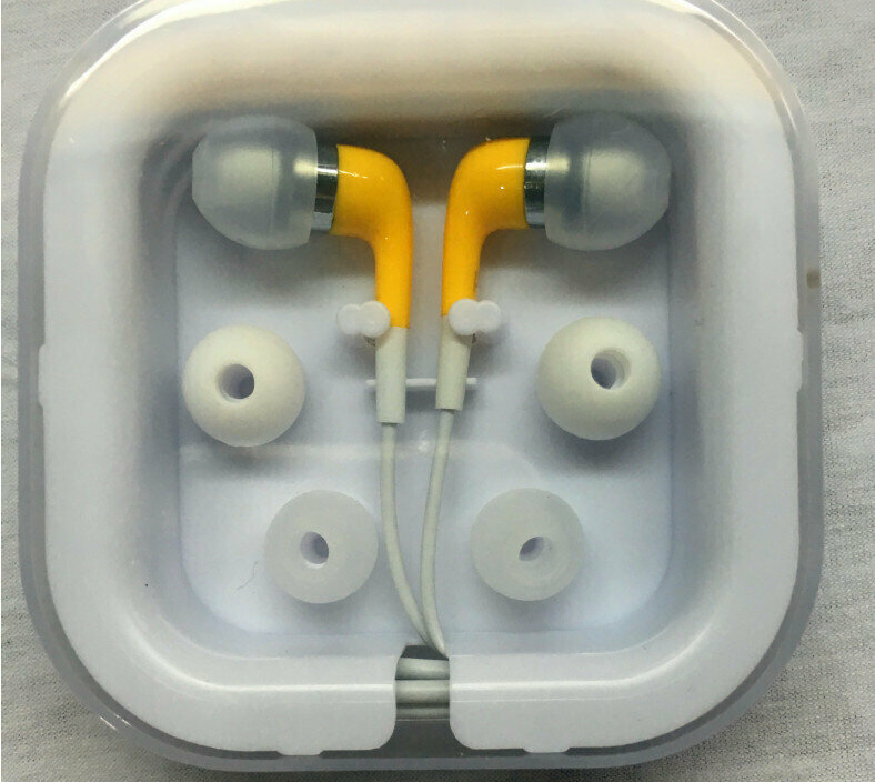 熱賣八厘入耳式耳機（黃色）