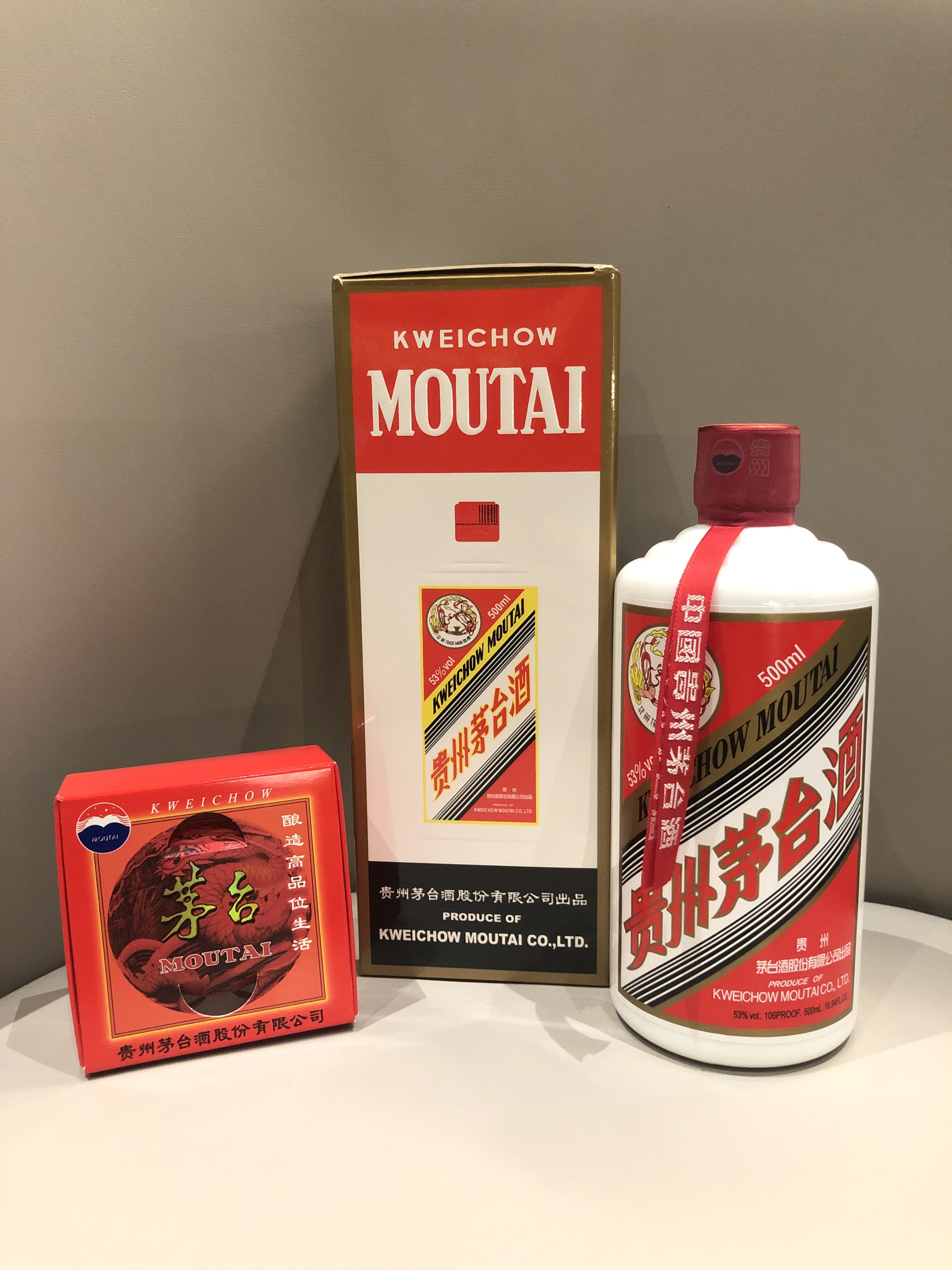 KWEICHOU MOUTAI 飛天茅台  53度