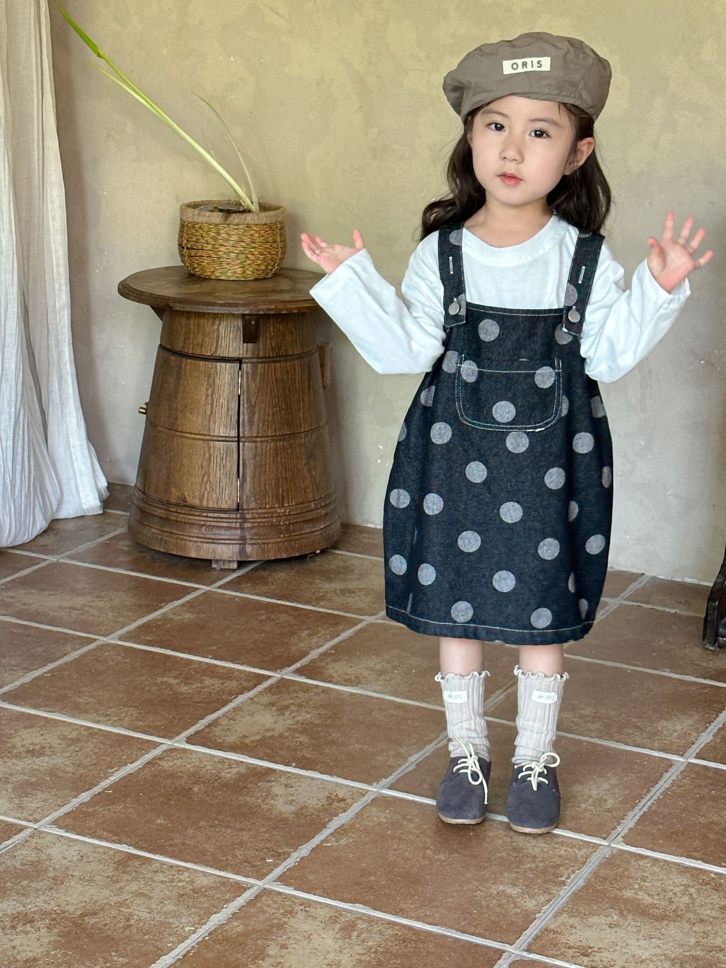 秋冬也要兄弟姐妹一起穿一樣!點點長褲/點點吊帶裙🍃⚫️⚪️⚫️⚪️