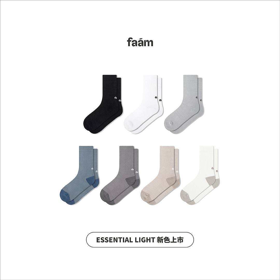 FAAM 輕量素面雙色針織高筒襪