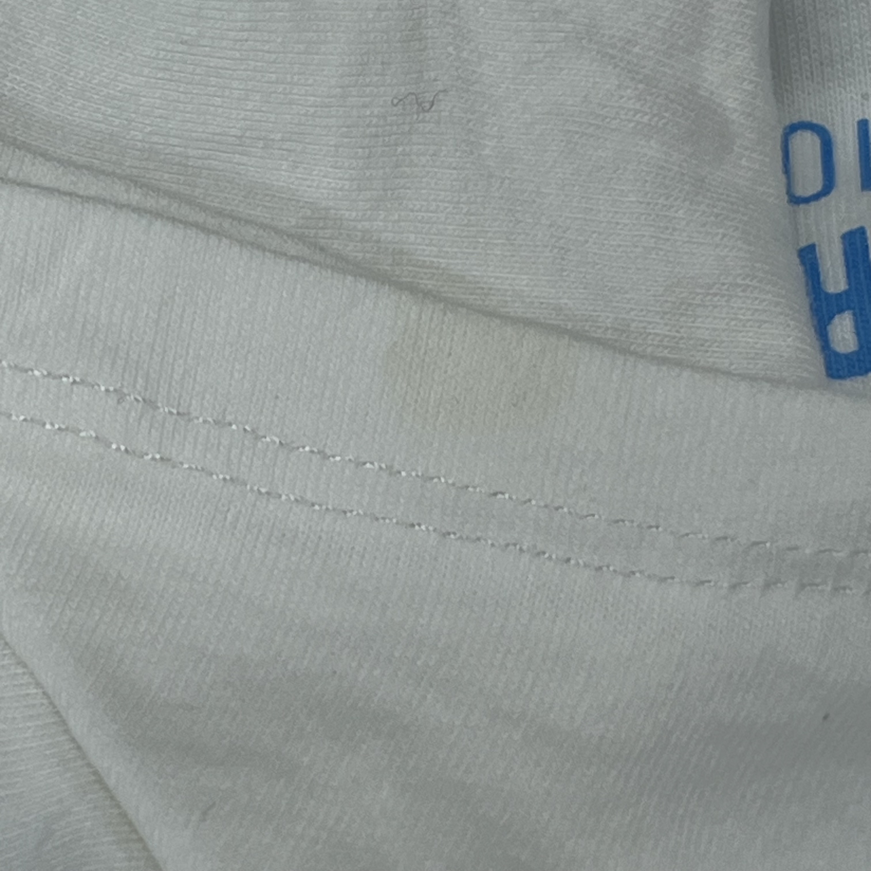 I7 T-sHIRT 衫袖微污 #89