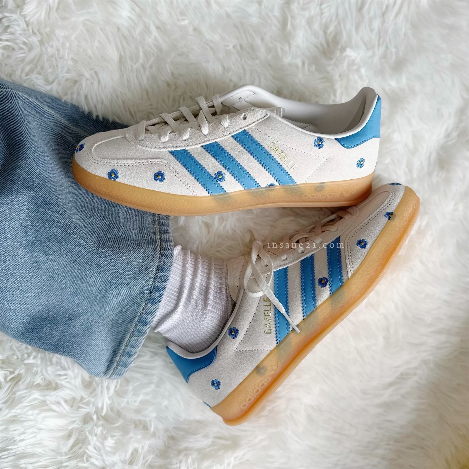ADIDAS ORIGINALS GAZELLE INDOOR 米白藍 刺繡 小花 小雛菊 IF4491