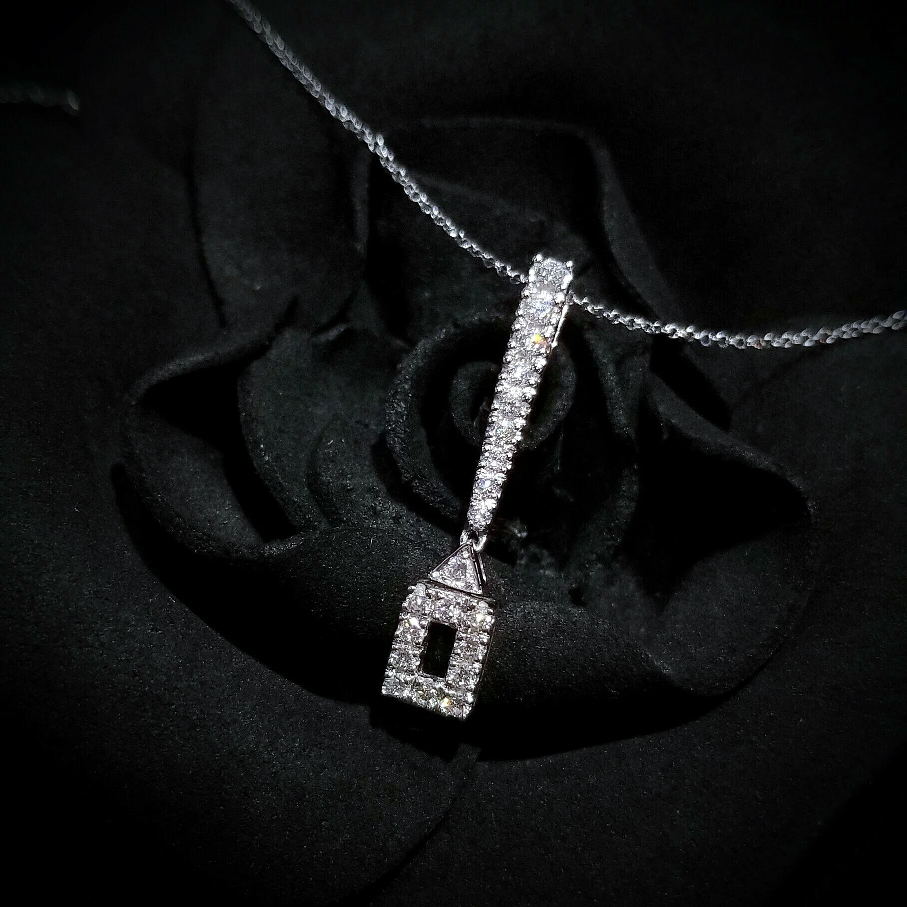 全新18K白金30份鑽石吊墜