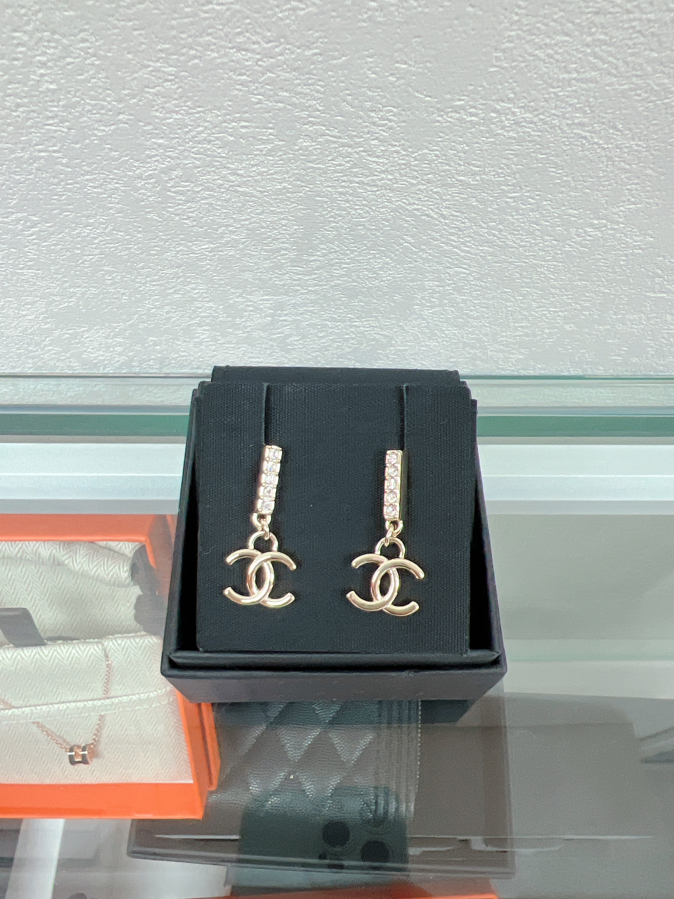 Chanel long crystal earrings 24p