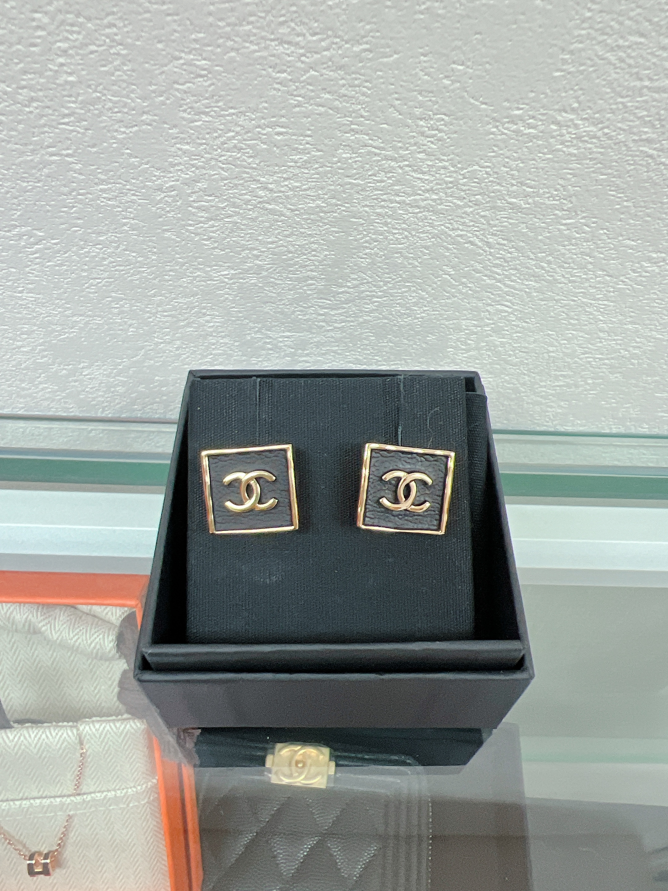 Chanel square earrings black 23s