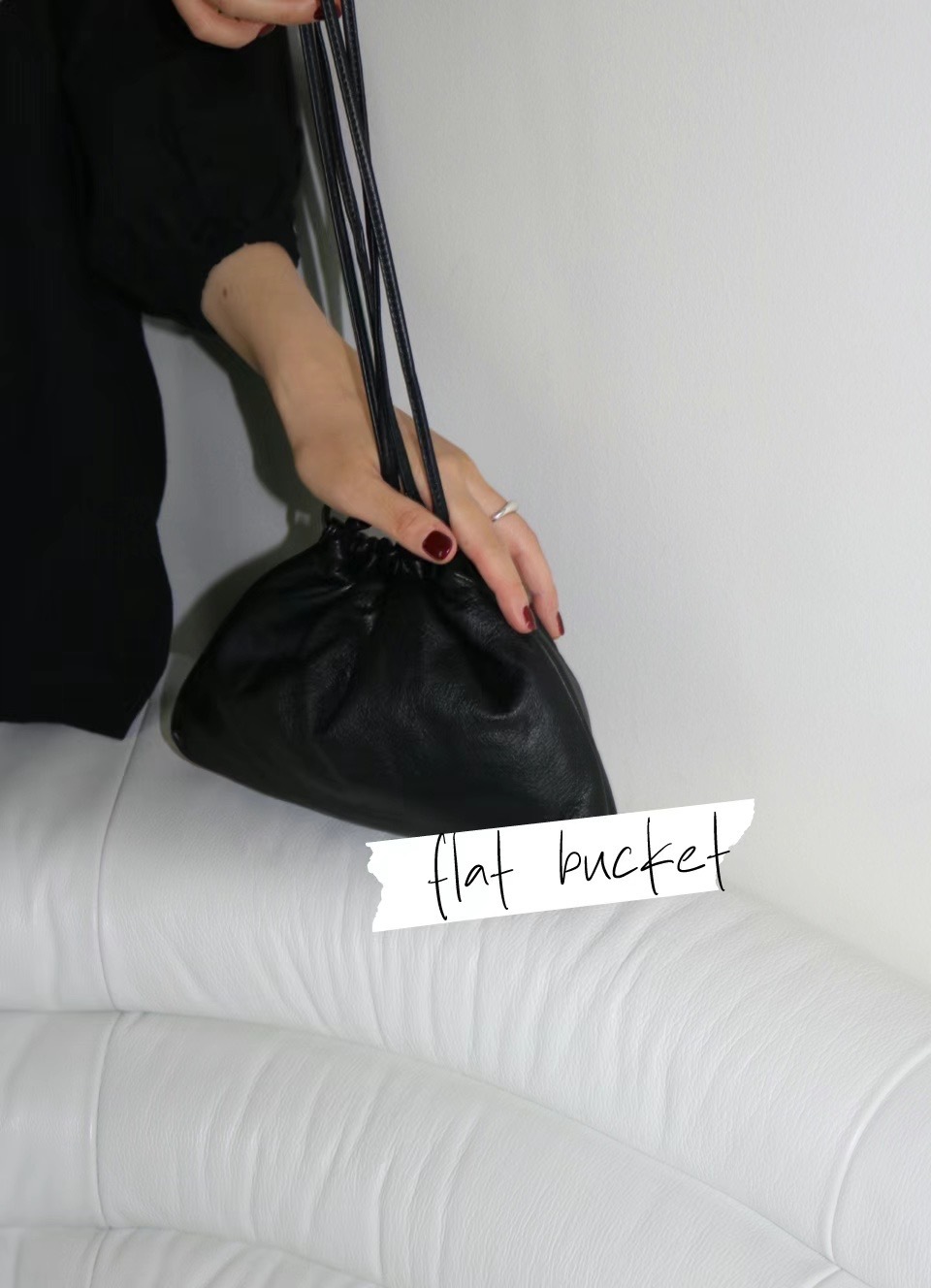 甜！牛皮束口小手袋