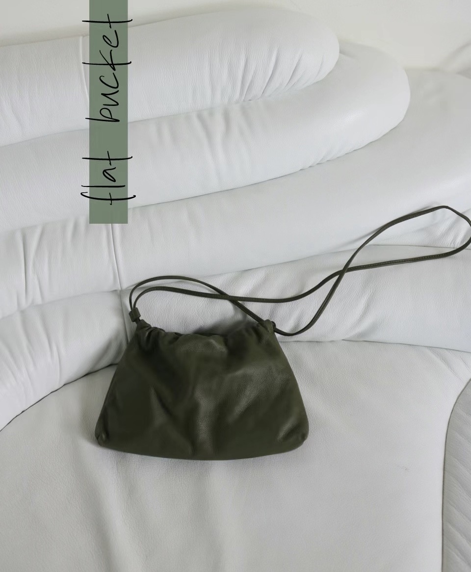 甜！牛皮束口小手袋