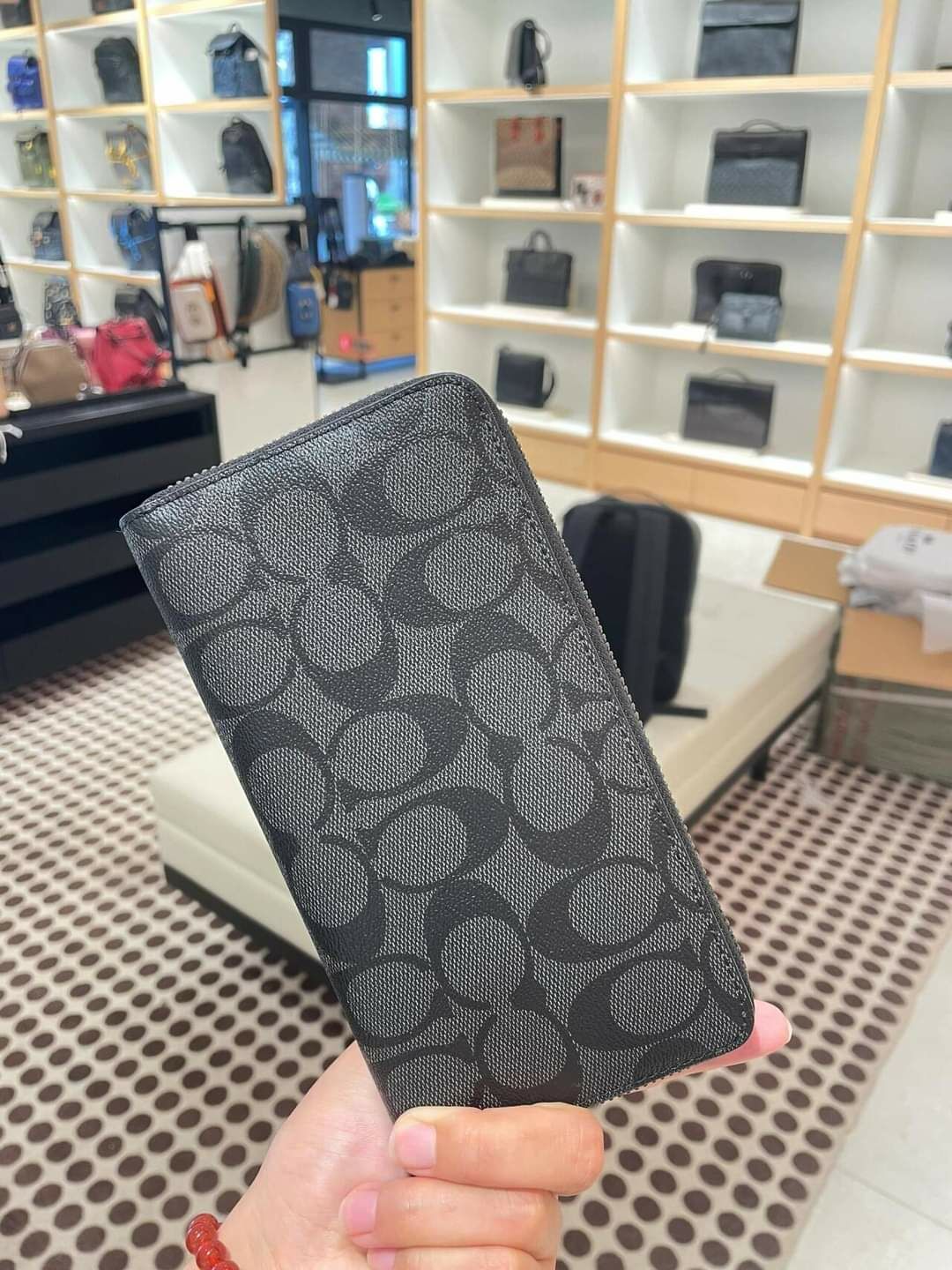 Coach男裝長銀包Model no58112