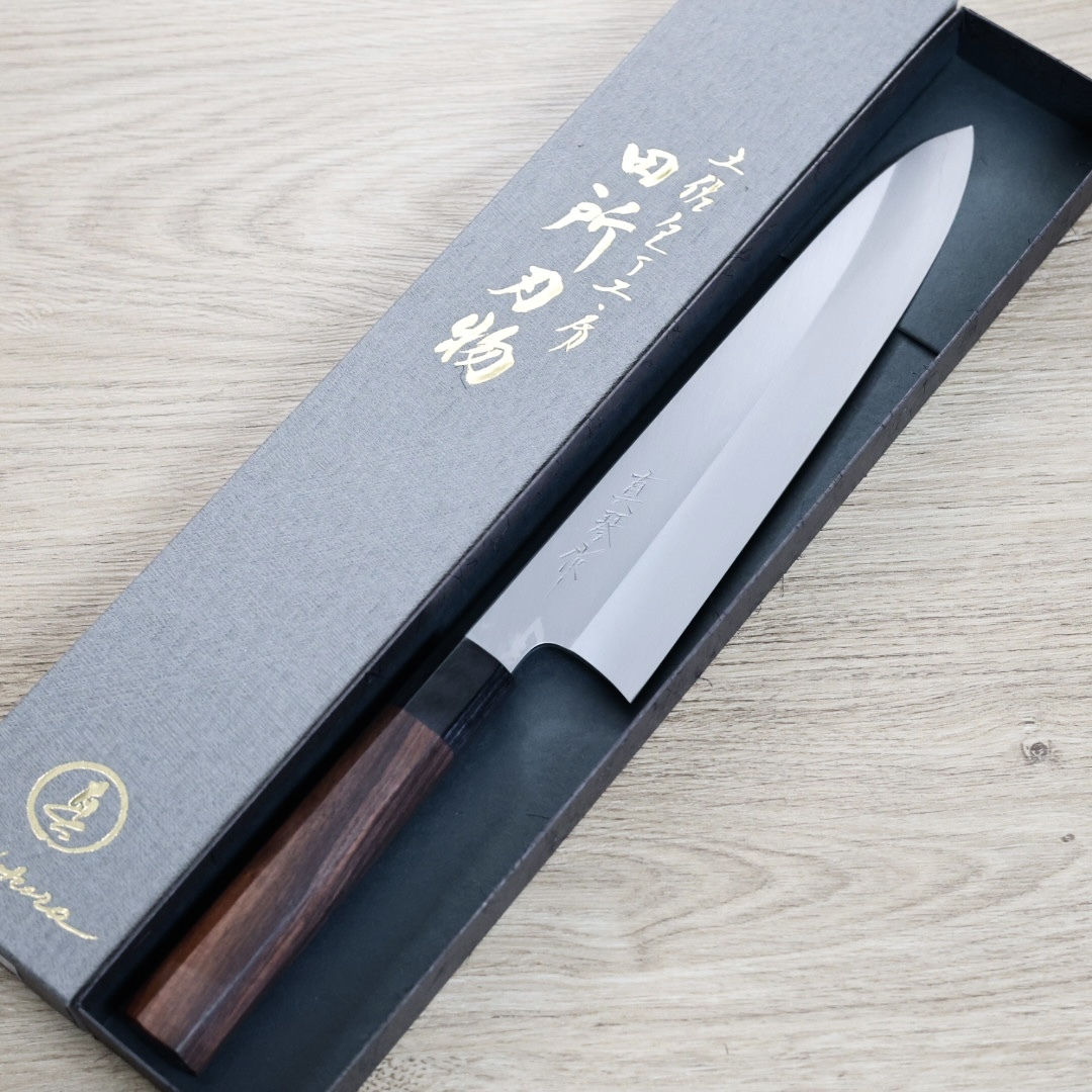 田所真琴 牛刀 240mm 銀三鋼