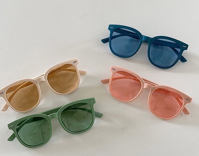 繽紛時髦墨鏡