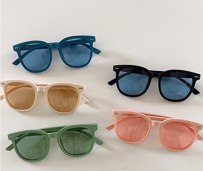 繽紛時髦墨鏡