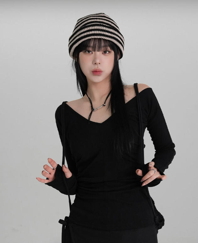 早秋現貨｜DEEP V 露肩羅紋WARMER長袖T 恤