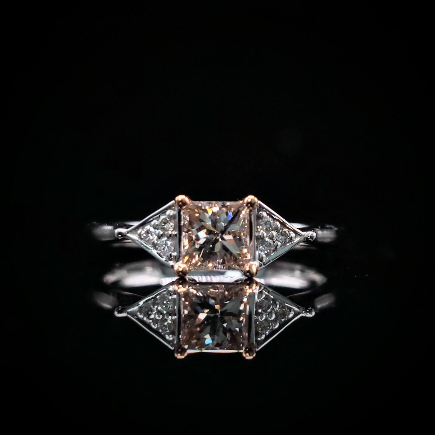 18K Gold 0.46ct Fancy Champagne Diamond Ring