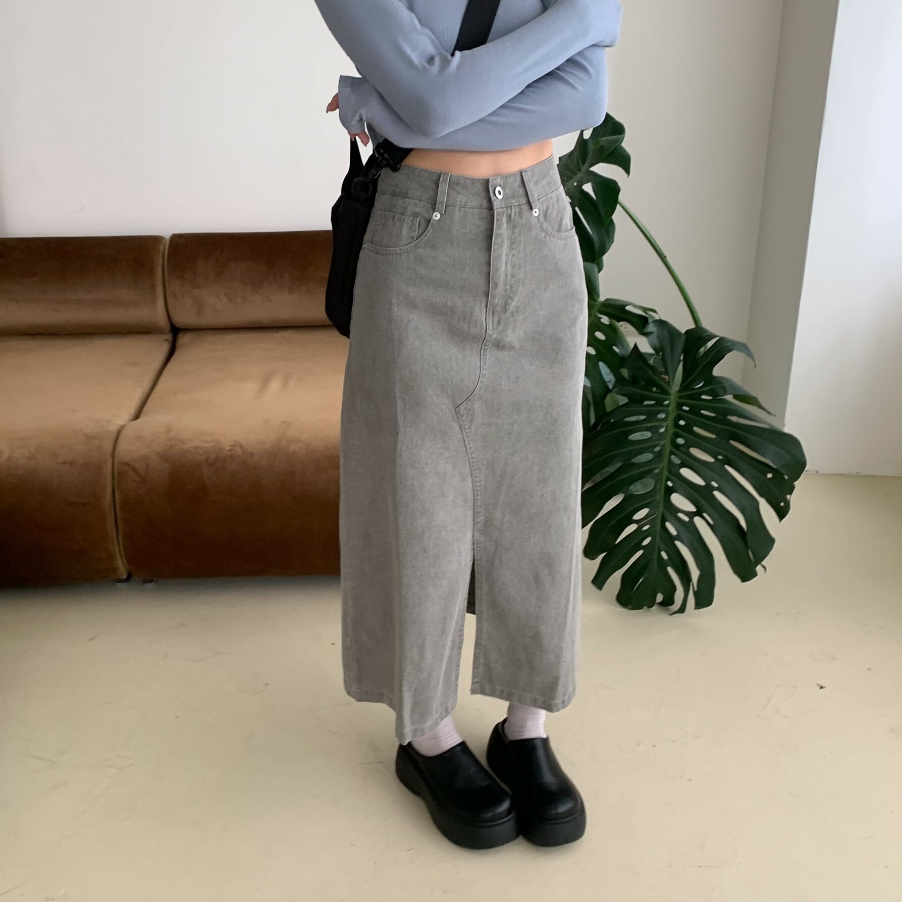 ISA_水洗復古特調 開衩牛仔長裙_C3003